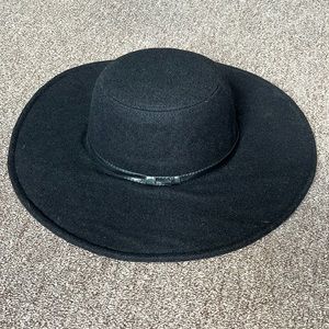 Black wide brim hat